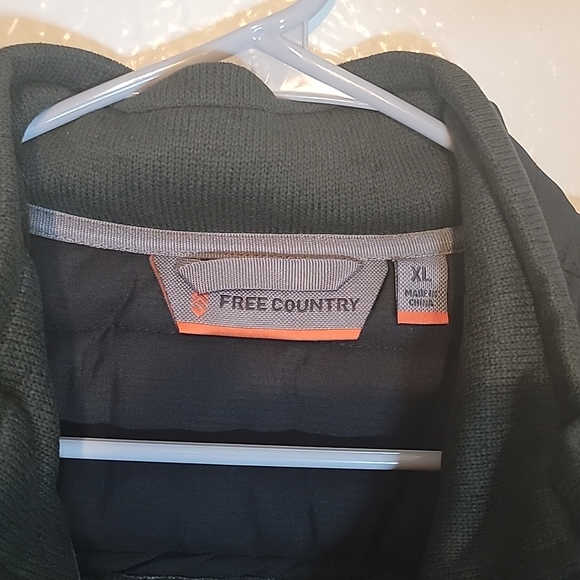 Free County Green Full Zip Fleece - Picture 3 of 6